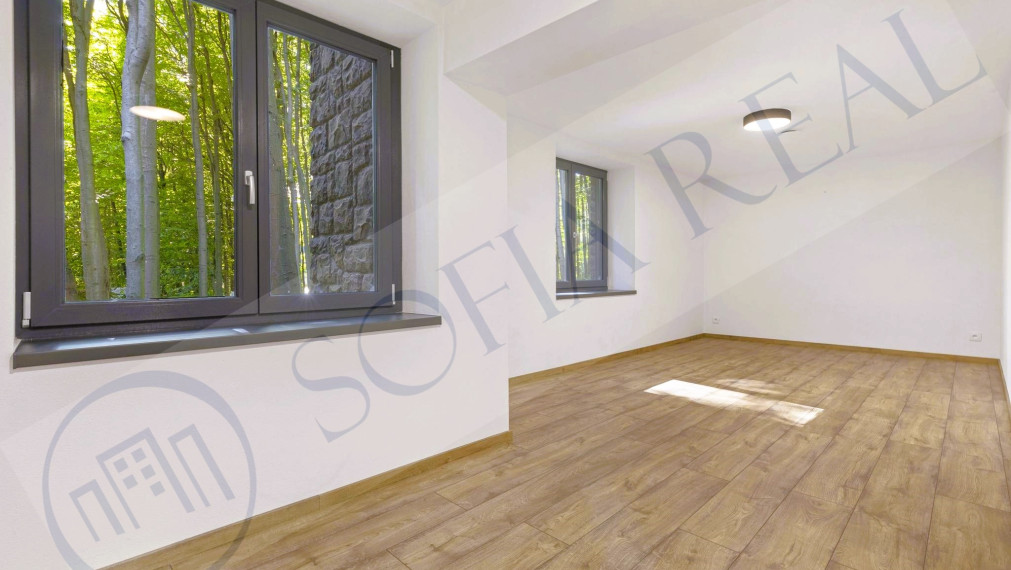 PREDAJ: moderná 5-izbová rekreačná chata / rodinná vila; Modra - Piesok