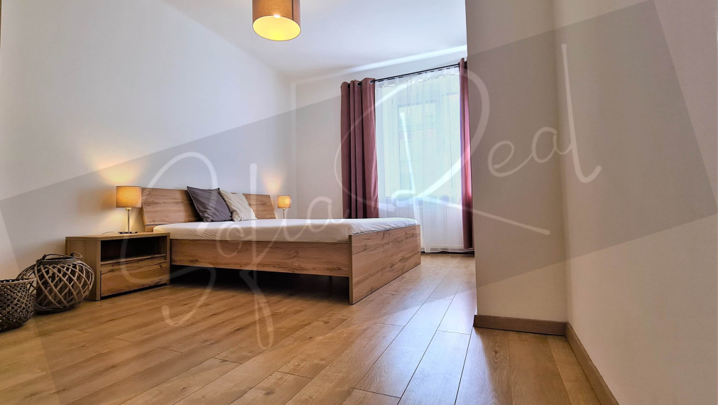 PRENÁJOM: priestranný 4-izbový byt, ZÁHRADKA, Pluhová ul. - Nové Mesto