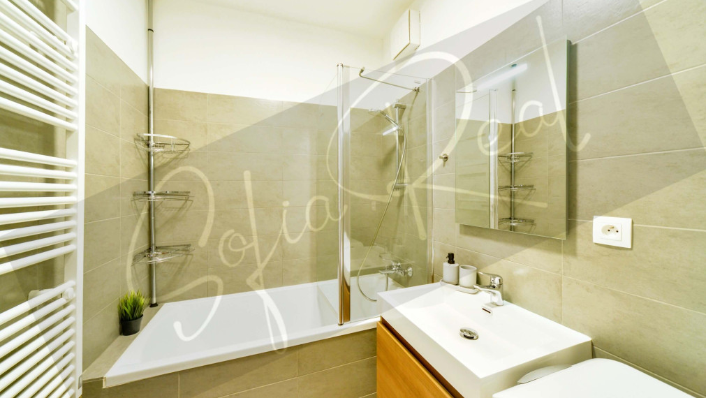 PRENAJATÉ: príjemný 2-izbový byt; parking; Pri Mýte - Nové Mesto