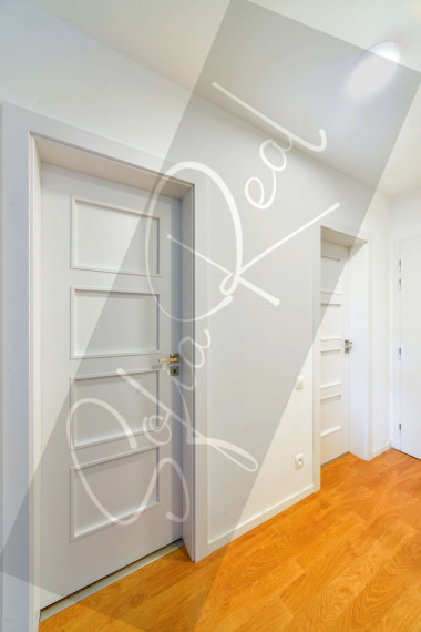 PRENAJATÉ: príjemný 2-izbový byt; parking; Pri Mýte - Nové Mesto