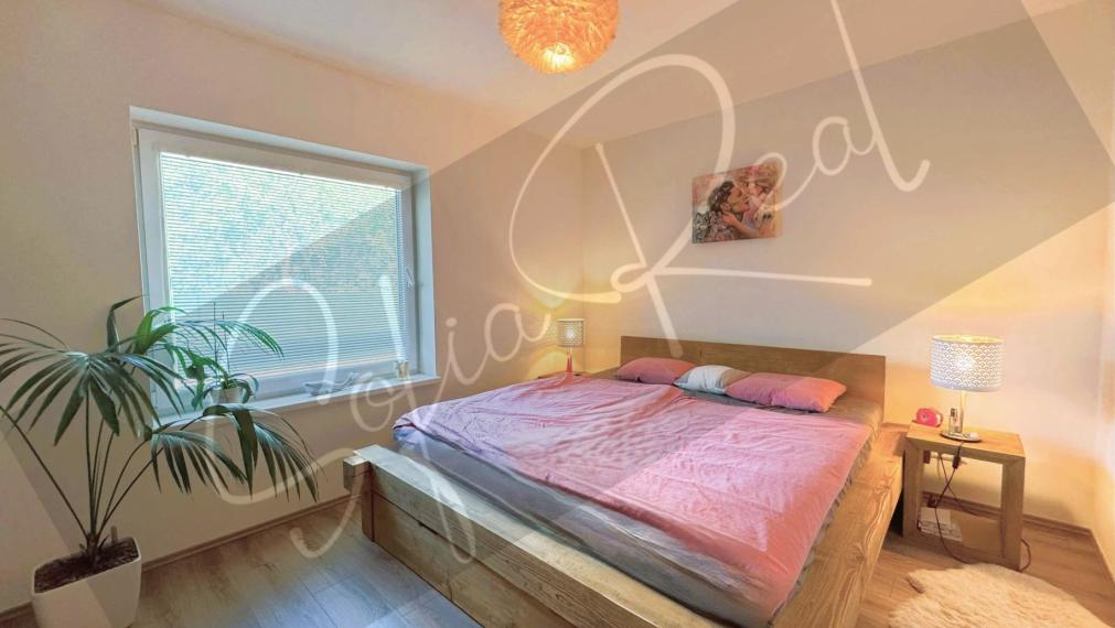 PRENAJATÉ: 4-izbový rodinný dom; parking; len 15 min. od BA; Ivanka pri Dunaji