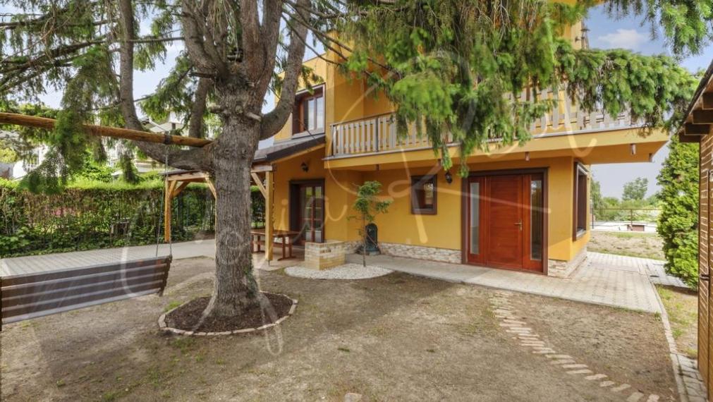 PREDAJ - zámena: 4-izbová rekreačná chata / dom; Slnečné jazerá; Senec