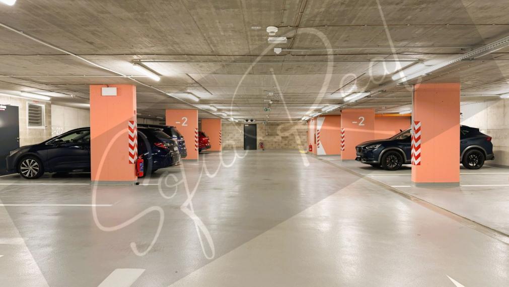 PREDAJ: garážové státie pre 2 autá; širšie centrum - Račianska ulica