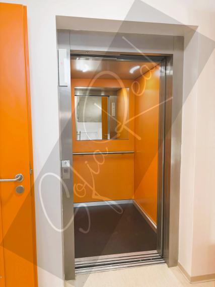 PREDAJ: 2-izbová novostavba; parkovanie + pivnica; balkón;  Devínska Nová Ves