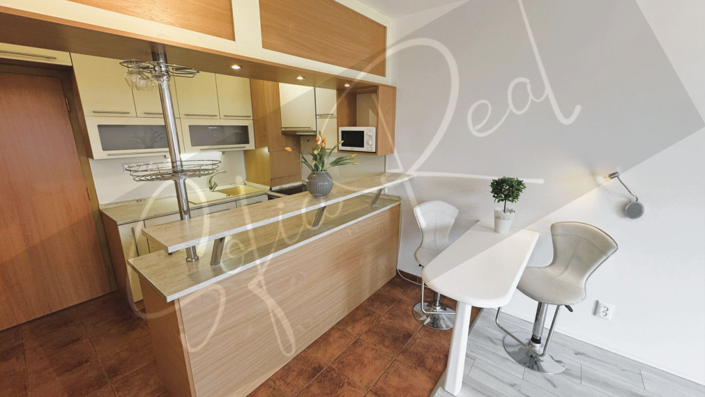 REZERVOVANÝ: svetlý 2-izbový byt; Stavbárska; Bratislava - Vrakuňa