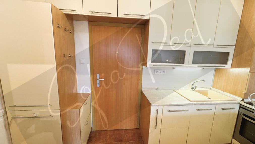 REZERVOVANÝ: svetlý 2-izbový byt; Stavbárska; Bratislava - Vrakuňa