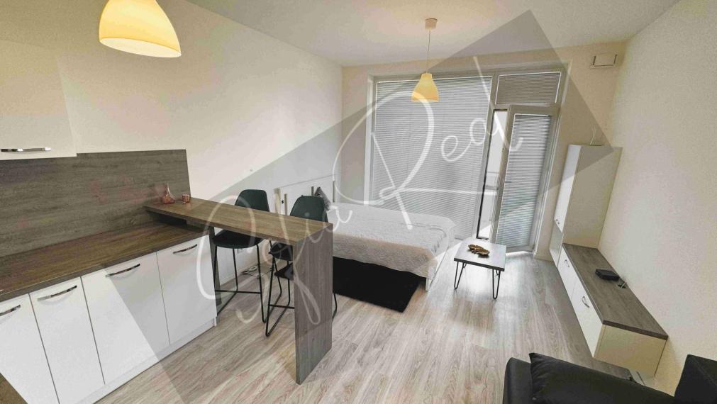 PREDAJ: moderný 1-izbový byt/garsónka; loggia; parking; Miloslavov