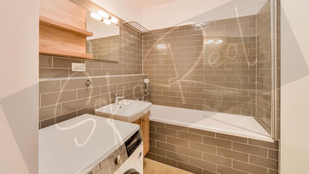 PRENÁJOM: moderná a štýlová 2-izbová novostavba; parking; Račianska ulica (Nové Mesto)