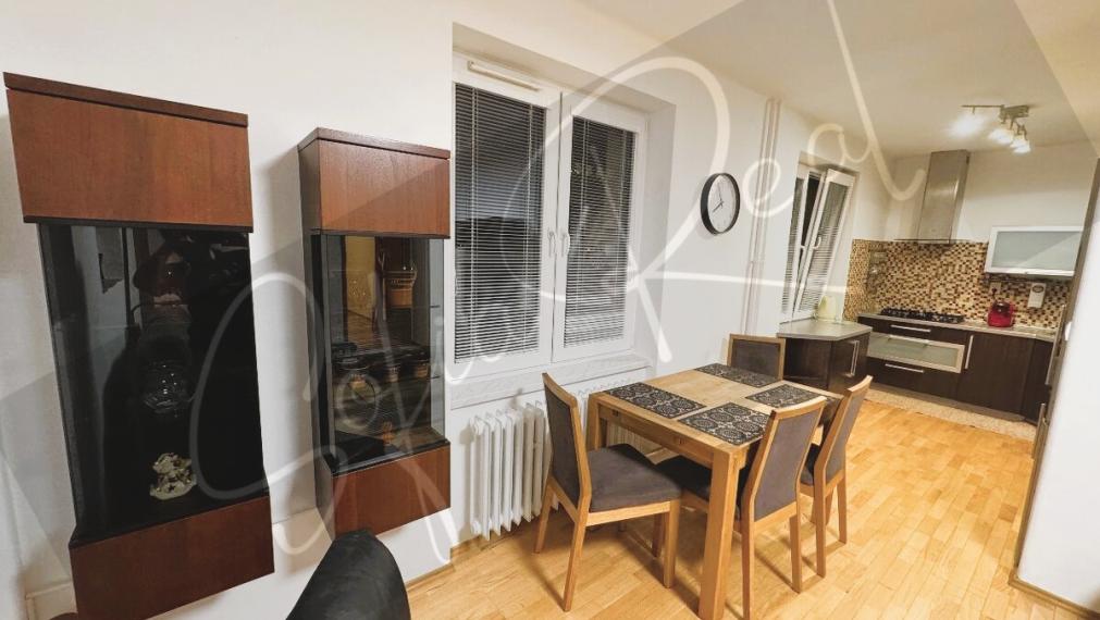 PRENÁJOM: zariadený 4-izbový byt; samostatné izby; Ružinov