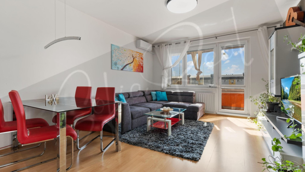 PRENÁJOM: svetlý 3-izbový byt; samostatné izby; Petržalka - Znievska ul.