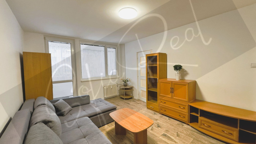 PRENÁJOM - VOĽNÝ: zrekonštruovaný 2i byt; loggia; Karlova Ves