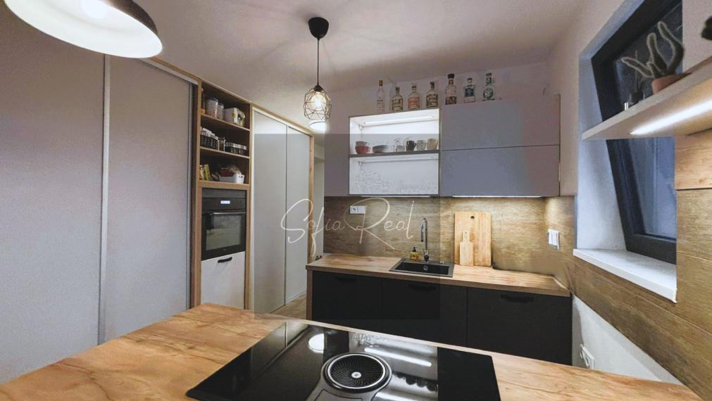 PREDAJ: 1-izbový apartmán; loggia; výhľad na mesto – Tehelné pole, Bajkalská