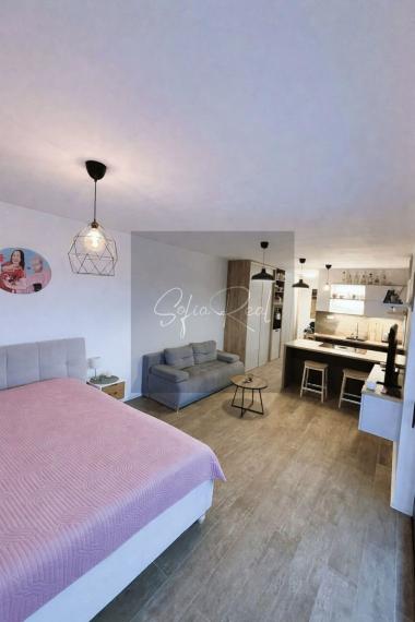 PREDAJ: 1-izbový apartmán; loggia; výhľad na mesto – Tehelné pole, Bajkalská