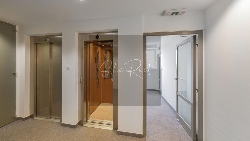 PRENÁJOM: vzdušný 4i byt 125 m² + garáž + 2 loggie | Ružinov | Astrová ul.