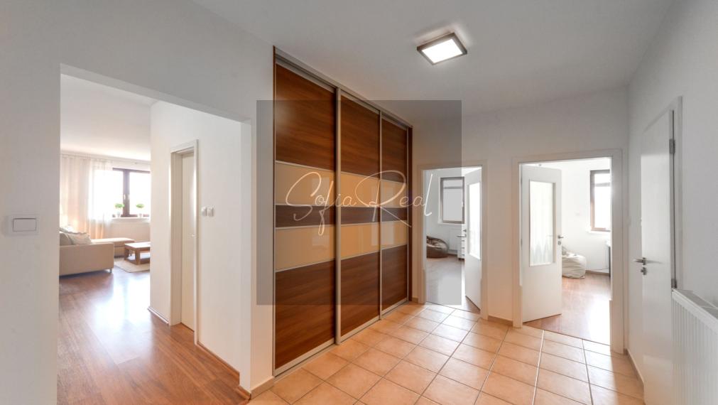 PRENÁJOM: vzdušný 4i byt 125 m² + garáž + 2 loggie | Ružinov | Astrová ul.