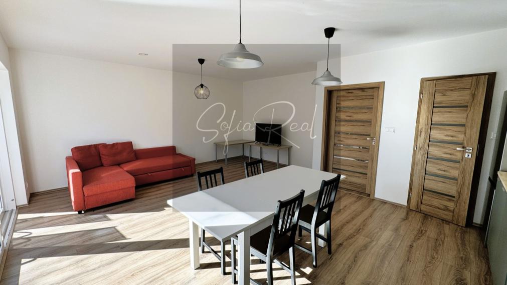 PRENÁJOM: 4-izbový dom s terasou a predzáhradkou | 15 min. od Bratislavy | Parkovanie