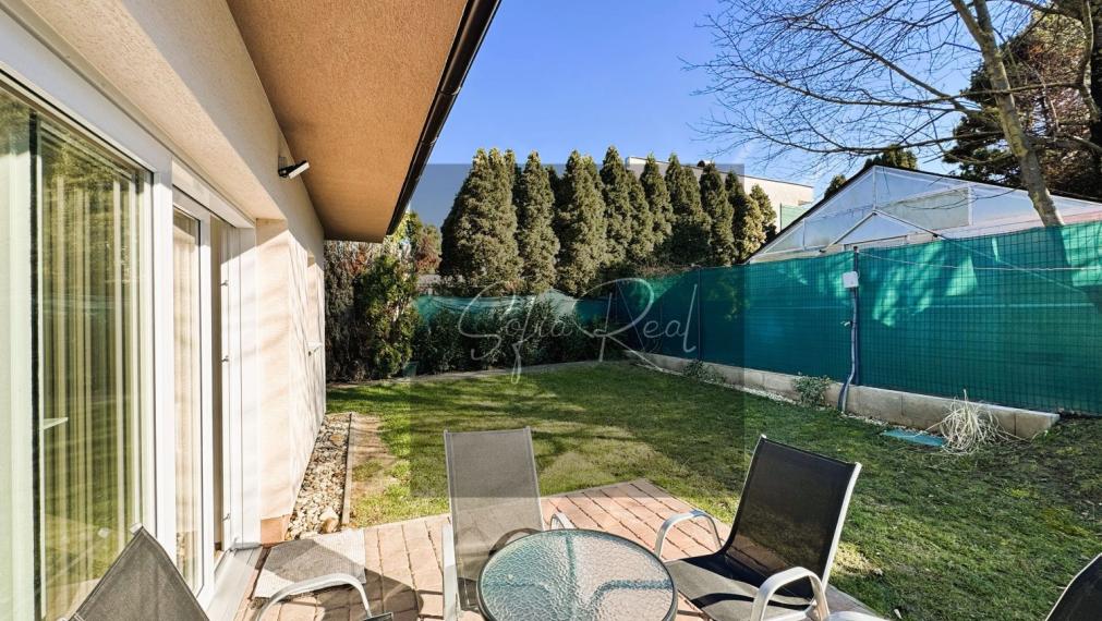 PRENÁJOM: 4-izbový dom s terasou a predzáhradkou | 15 min. od Bratislavy | Parkovanie