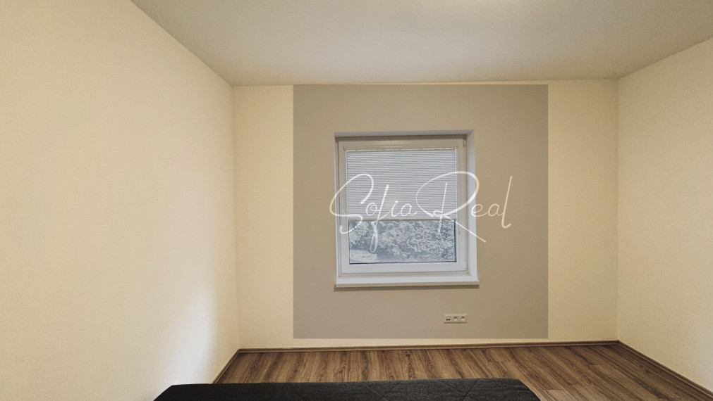 PRENÁJOM: 4-izbový dom s terasou a predzáhradkou | 15 min. od Bratislavy | Parkovanie