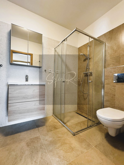 PRENÁJOM: 4-izbový dom s terasou a predzáhradkou | 15 min. od Bratislavy | Parkovanie