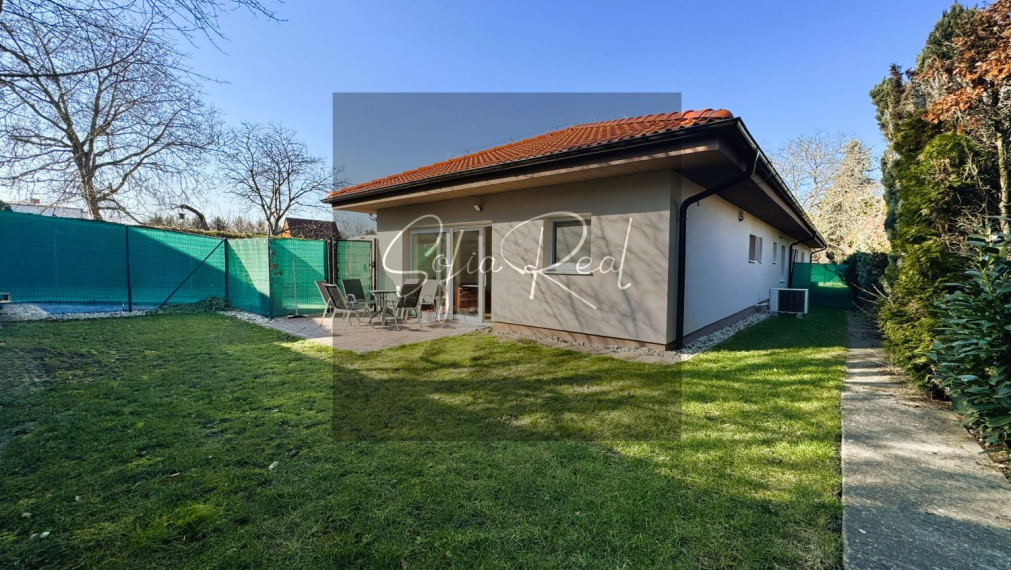 PRENÁJOM: 4-izbový dom s terasou a predzáhradkou | 15 min. od Bratislavy | Parkovanie