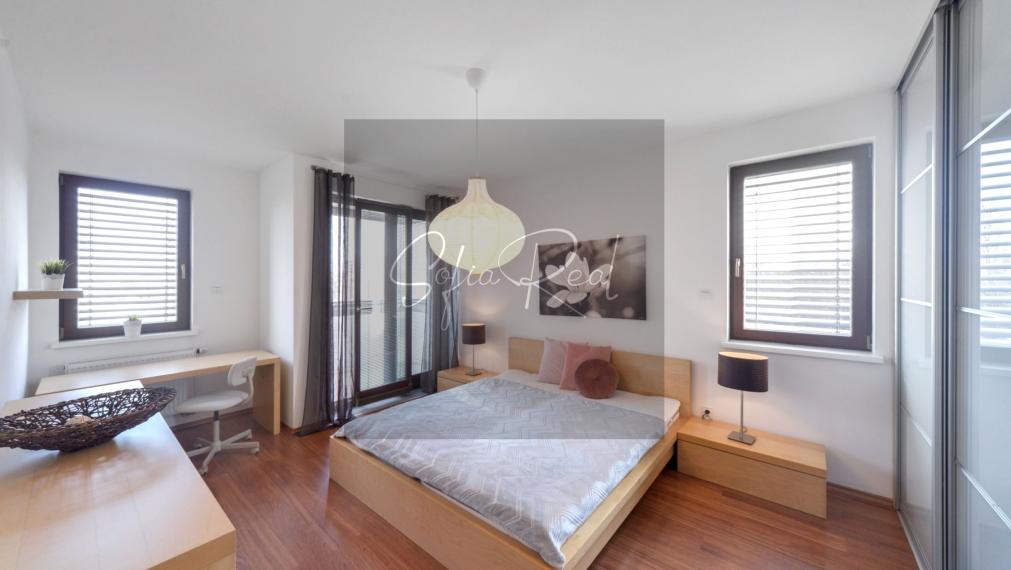 PRENÁJOM: vzdušný 4i byt 125 m² + garáž + 2 loggie | Ružinov | Astrová ul.