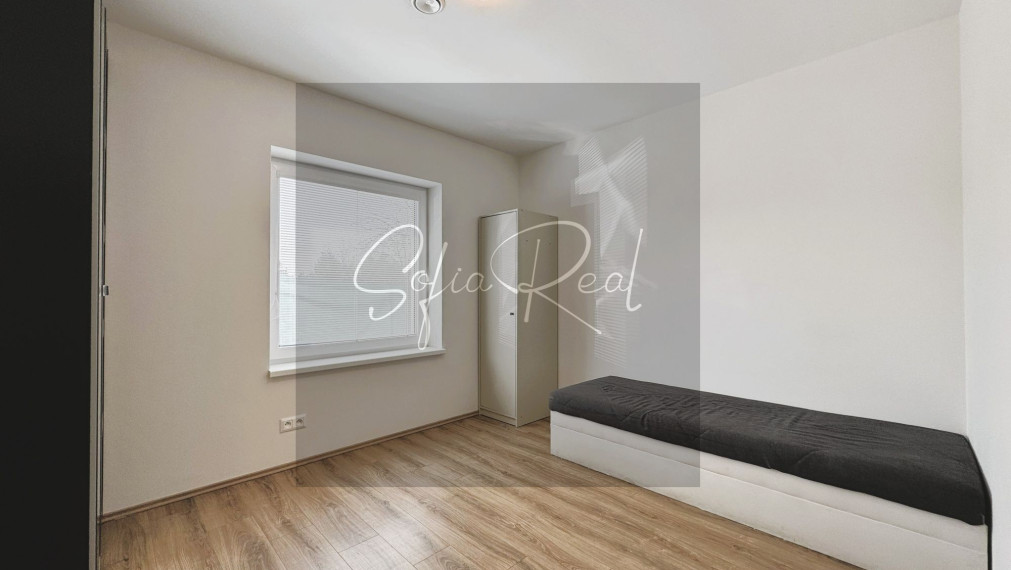 PRENÁJOM: 4-izbový dom s predzáhradkou | 3x PARKOVANIE | 15 min. od Bratislavy