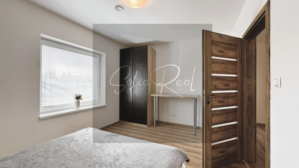 PRENÁJOM: 4-izbový dom s predzáhradkou | 3x PARKOVANIE | 15 min. od Bratislavy