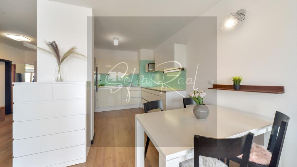 PRENAJOM: veľkorysý 2-izbový byt | parkovanie | pri Ľudovom námestí - Nové Mesto