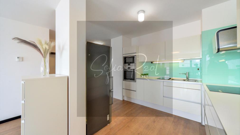 PRENAJOM: veľkorysý 2-izbový byt | parkovanie | pri Ľudovom námestí - Nové Mesto