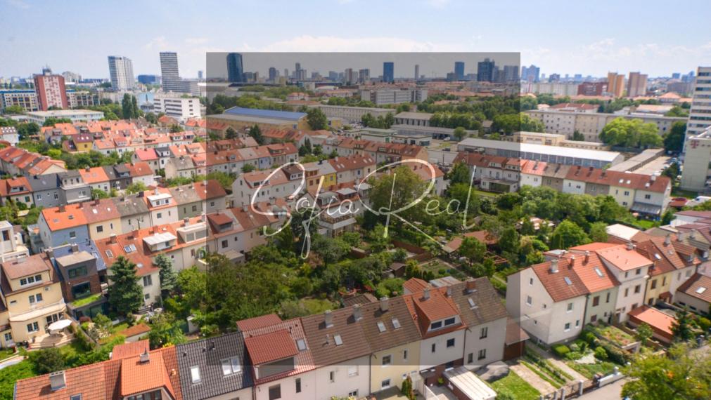 PRENAJOM: veľkorysý 2-izbový byt | parkovanie | pri Ľudovom námestí - Nové Mesto