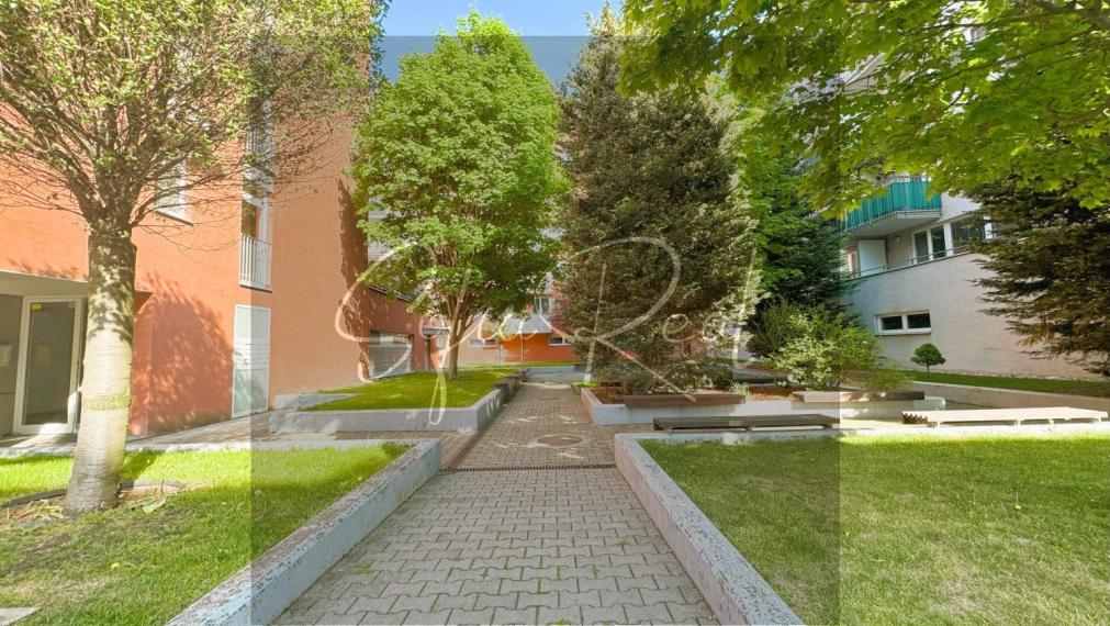 PRENÁJOM: priestranný 2-izbový byt | tichá časť | Ružinov – pri OC Avion