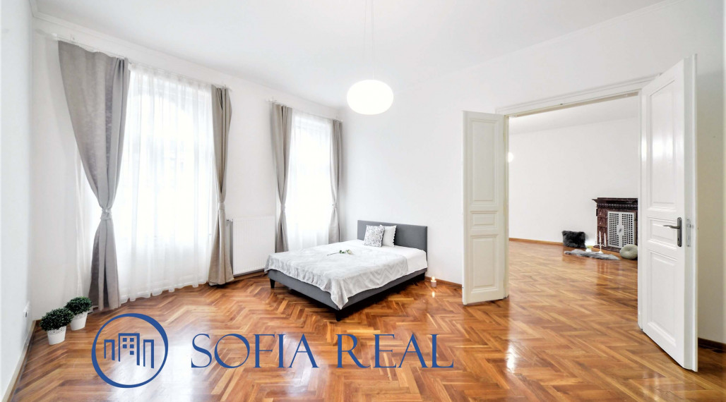 PRENAJATÉ: priestranný 3-izbový byt so staromestskou atmosférou, Staré Mesto