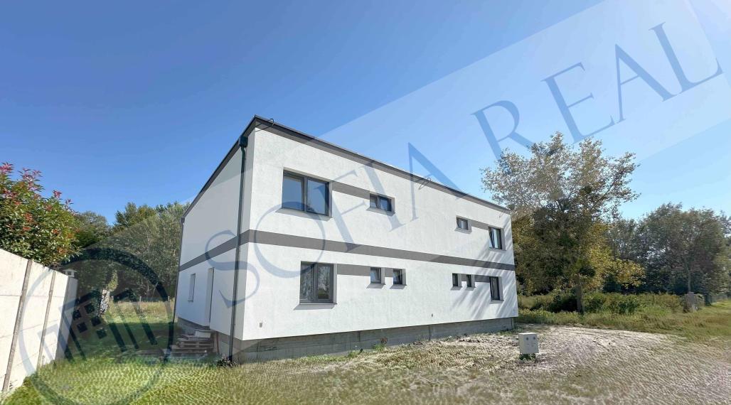 PREDAJ: priestranný 5-izbový rodinný dom; DOKONČENIE na kľúč; Dunajský Klátov - okr. Dunajská Streda