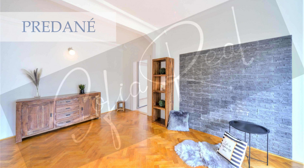 PREDANÉ: 2,5-izbový byt vo výbornej lokalite Ružinova - Štrkovec, Haburská ul.