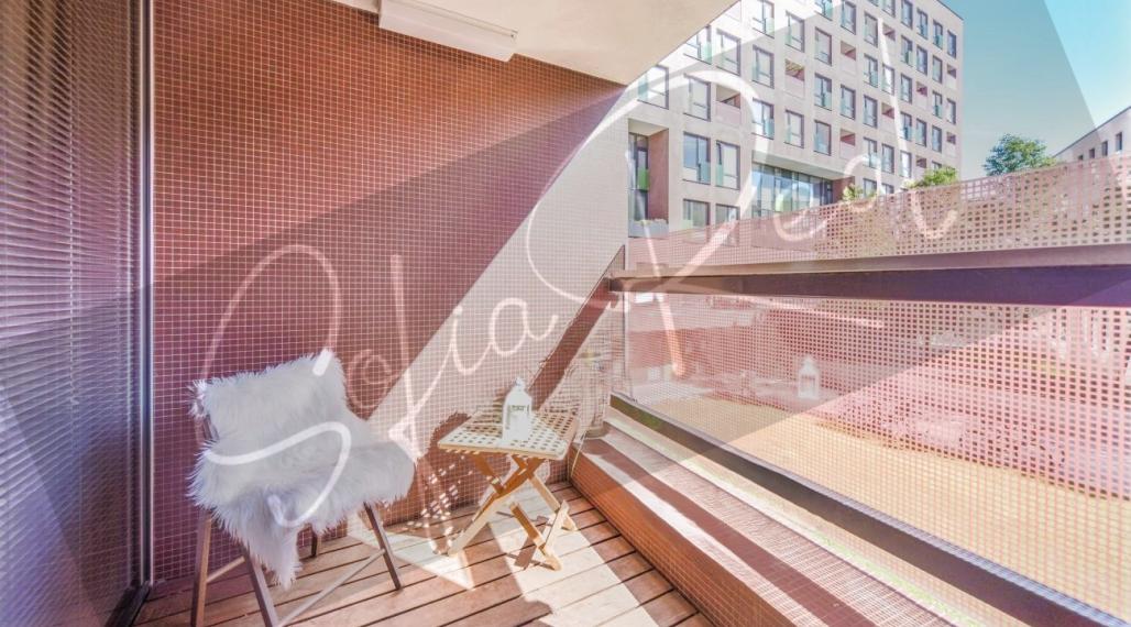 PRENAJATÉ 2-izbový byt, loggia - Ružinov