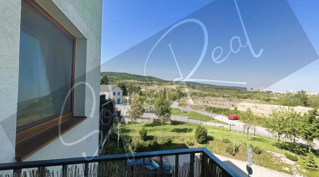 PREDAJ: 1-izbový apartmán v príjemnej lokalite Rače, Pekná cesta