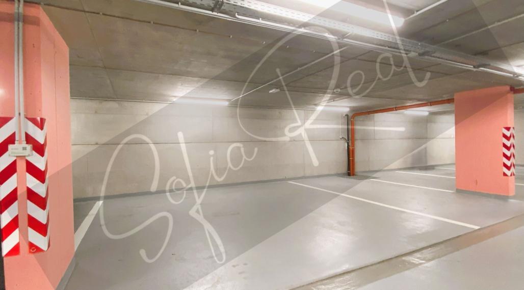 PREDAJ: garážové státie pre 2 autá; širšie centrum - Račianska ulica