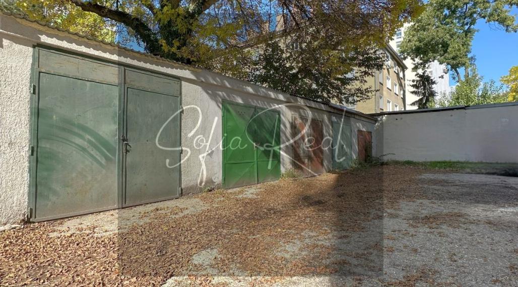 PREDAJ: murovaná garáž pri Košickej ul. | Nivy - Ružinov