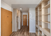 PRENÁJOM: priestranný 3i byt | parkovanie | Rača, Bratislava - fotografia 9