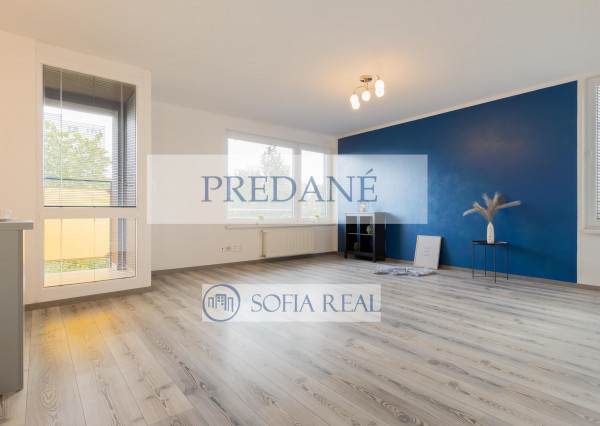 PREDANÉ: priestranný 2-izbový byt; parkovanie; loggia; Podunajské Biskupice - Vrakunská ul.