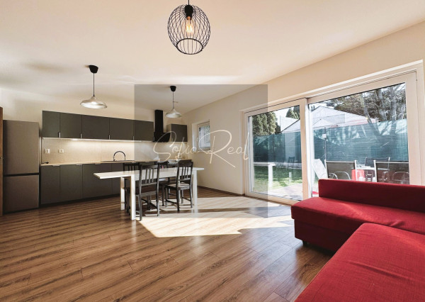 PRENÁJOM: 4-izbový dom s terasou a predzáhradkou | 15 min. od Bratislavy | Parkovanie