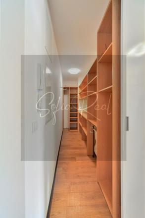 REZERVOVANÉ: veľkorysý 2-izbový byt | parkovanie | pri Ľudovom námestí - Nové Mesto - fotografia 15