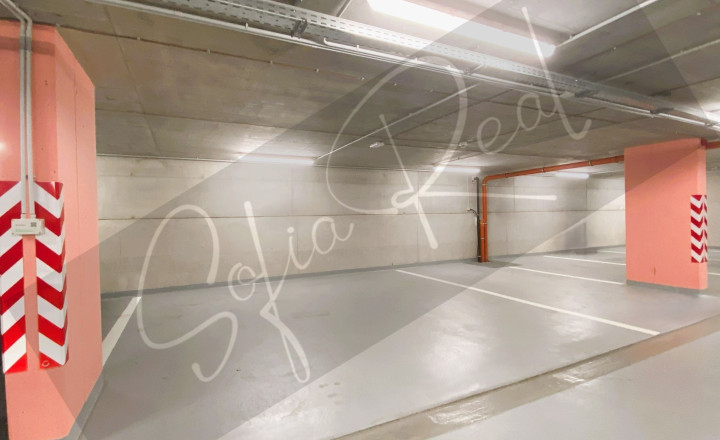 PREDAJ: garážové státie pre 2 autá; širšie centrum - Račianska ulica
